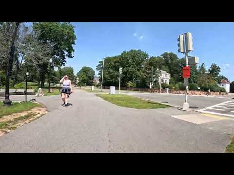 #boston #bikeride The Correct Bike Path Lanes Jamaica Pond - How to Use JP Walking vs Biking